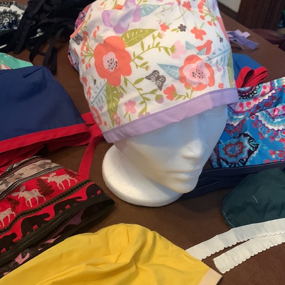 Scrub caps - Picture 2 of 3